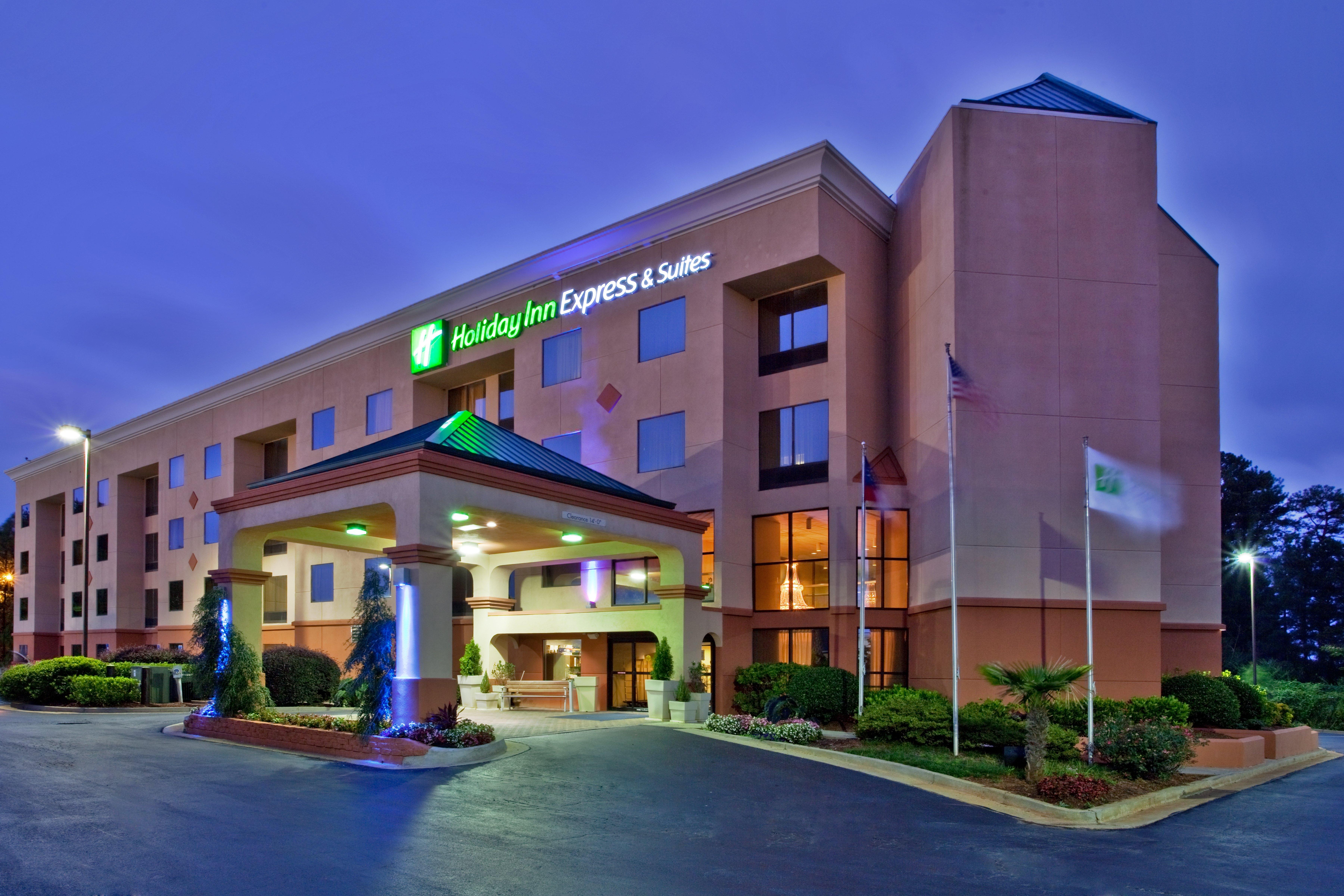 Holiday Inn Express Hotel & Suites Lawrenceville By Ihg Exterior photo